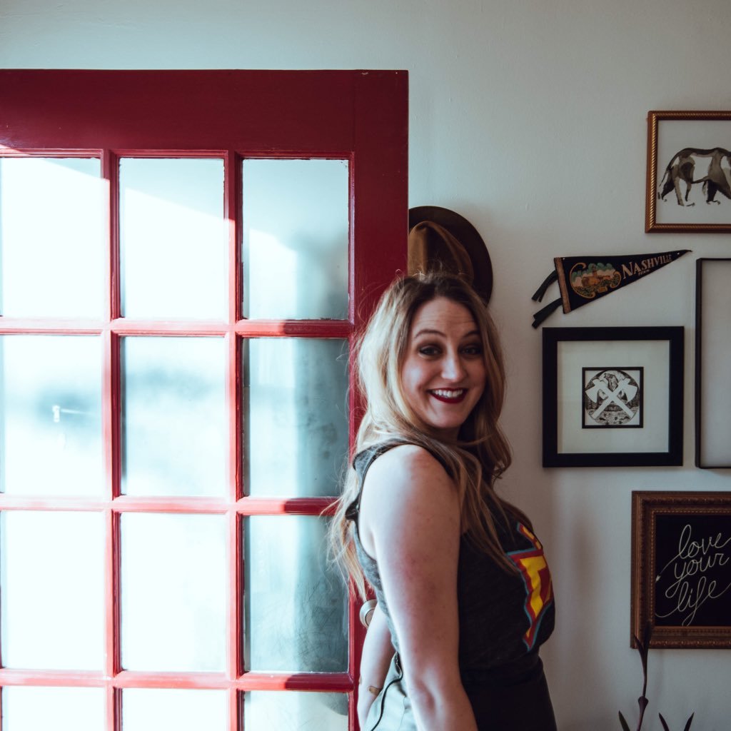 RachelVRogers's profile picture. ⚡️Boss Lady⚡️ Co - Owner⚡️ @starcadetco @thesodaparlor