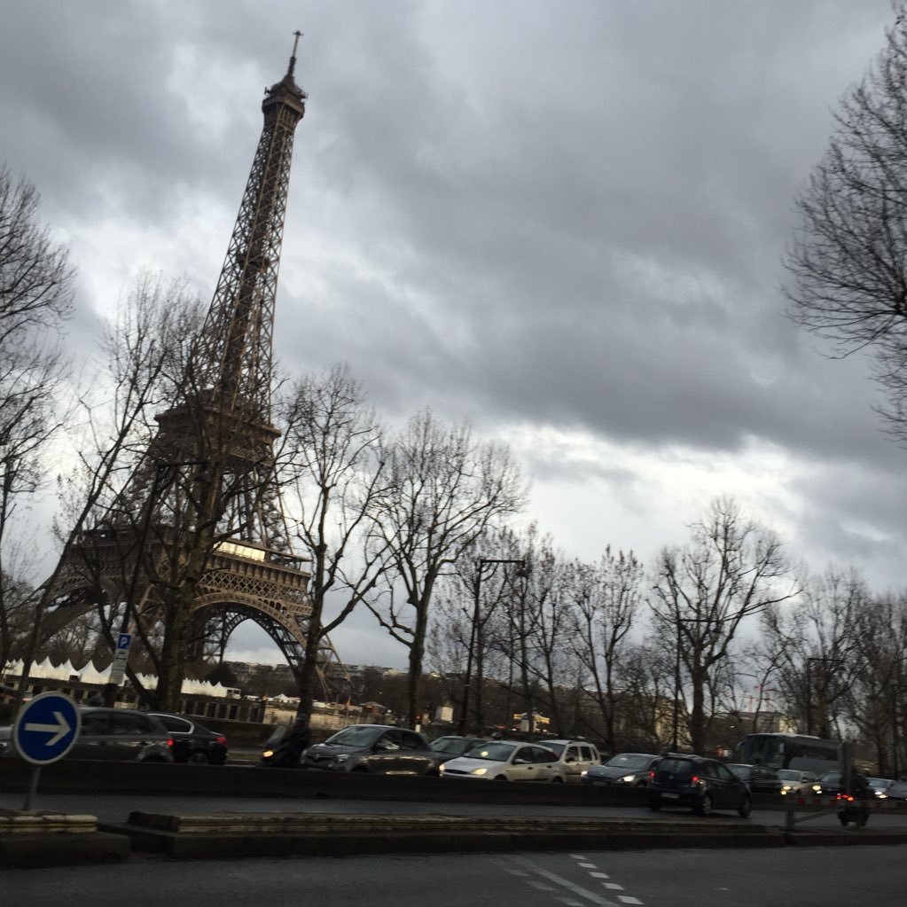 الفخر لكل فتاه عربيه مسلمه تتحدث الفرنسيه 🇫🇷..