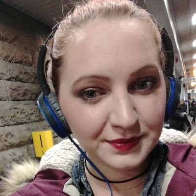 Front end developer @devsociety_. Opinions my own. Same username on bsky and instagram. She/her. 🌈