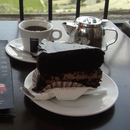 Coffee, Cafe, Books, Music, Travel. No DM please. ☕📕🎶🚄🚕⛴️✈️🌏