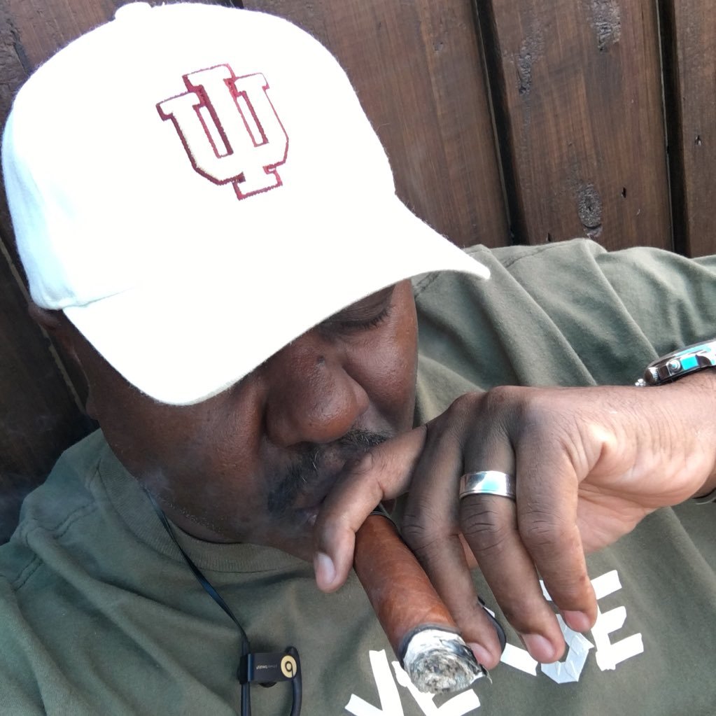 FYREMAN21's profile picture. Who ya rooting for?