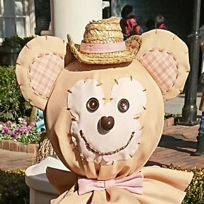 lazward4190's profile picture. 主にRTといいねばかりかと。
文房具、ディズニー、ゲーム、クラシック、J-POPが好き。

since 2017.1.1