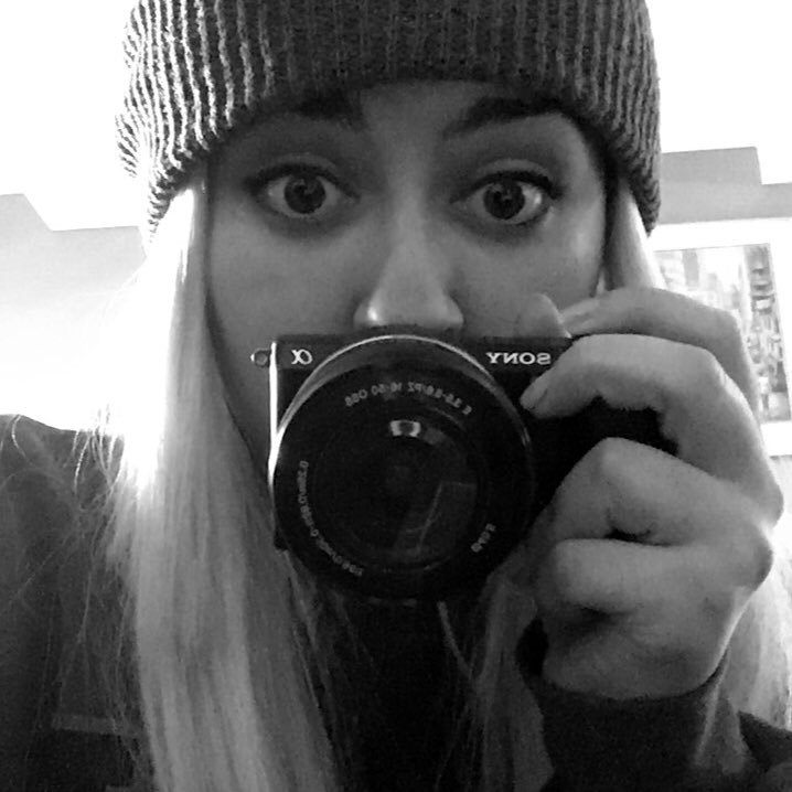 I pretend to be funny {Follow my instagram @kimberly.amez}