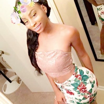 Amosc:LuhhCuttie💁♀️😻&Instagram😈🤪 Only 17 Years Young 🤣🗣💅