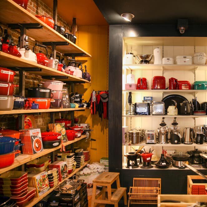 Koks en Keukenmeiden, winkel vol met mooie, heerlijke producten, word je blij van, net als wij....
