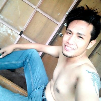 Rhunan's profile picture. 