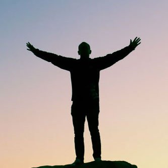 PaulMyAccent's profile picture. Here to help you speak great English! Join The Accent Revolution at https://t.co/SXR0qZobV8!