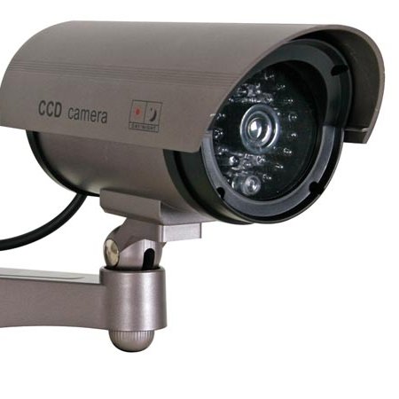 KIT DE CAMARAS 
VEA SUS CAMARAS DESDE SU CELULAR
4 CAMARAS DOMO MANEJA VISION INFRARROJA
1.0 MEGAPIXELES  
DVR 4 Canales, HD 
$ 1.200.000
CI. 40%
SALDO 6 MESES