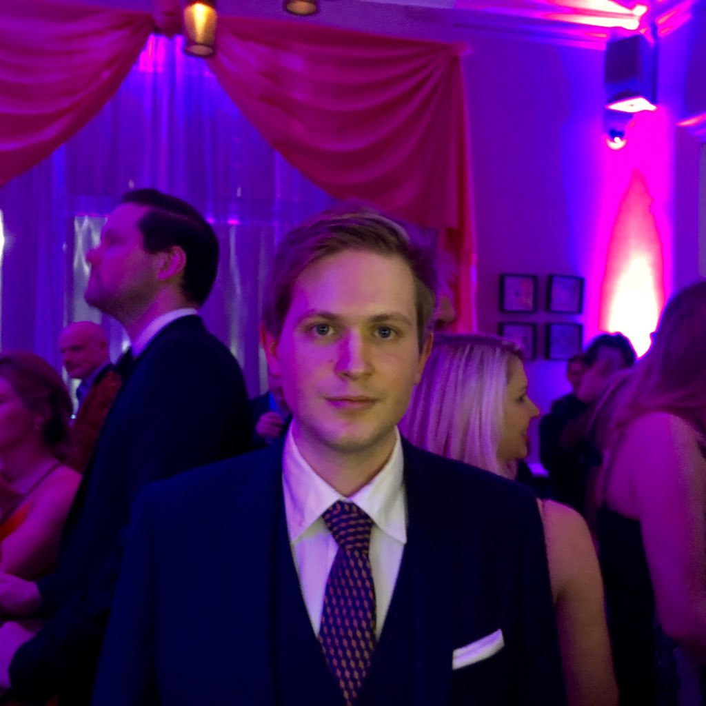 Historian of classical reception & cultural theory. Visiting Fellow @KingsCollegeLon. Author of