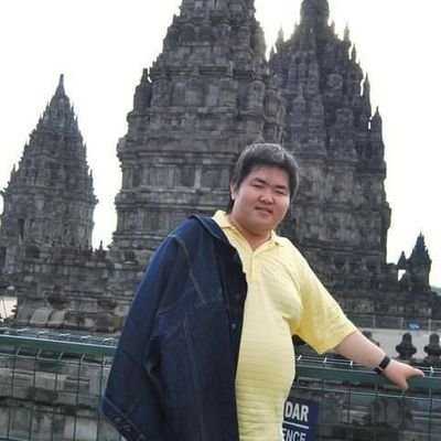 charlesTchant's profile picture. 