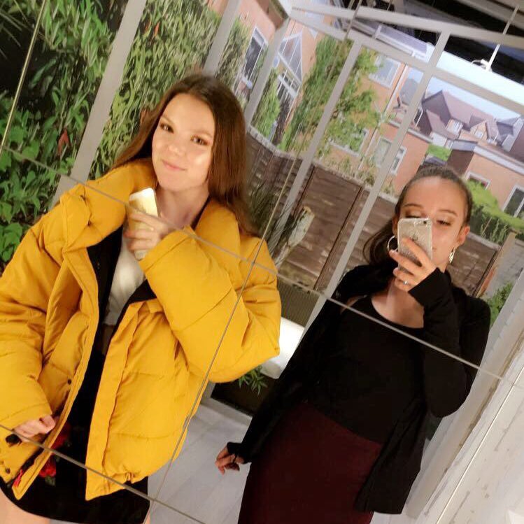 beth_snook13's profile picture. 