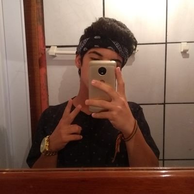 Belieber | SKATISTA | Depressive | Youtuber +14K ❤ | Trap$tar | Compositor | Cantor | MCPE | 15y | King of Edition ❤🌝