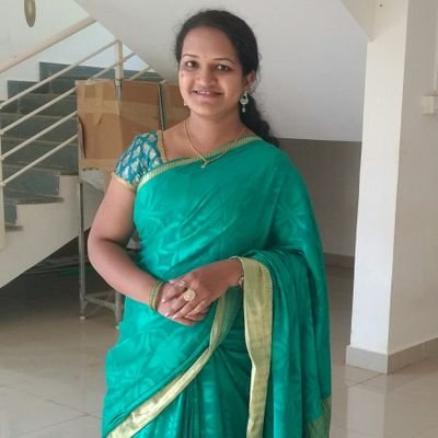 KoppShruti's profile picture. Lecturer - computers