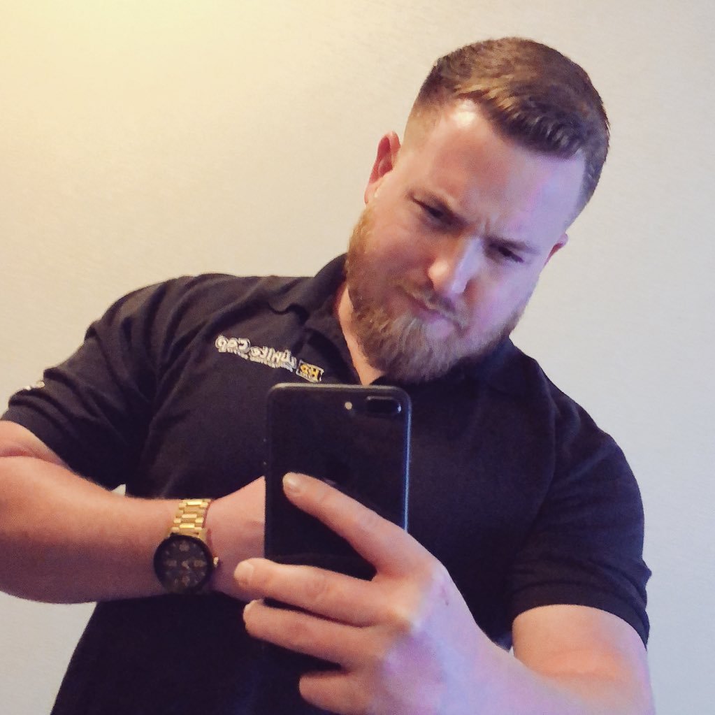 ItsJusSchneider's profile picture. 