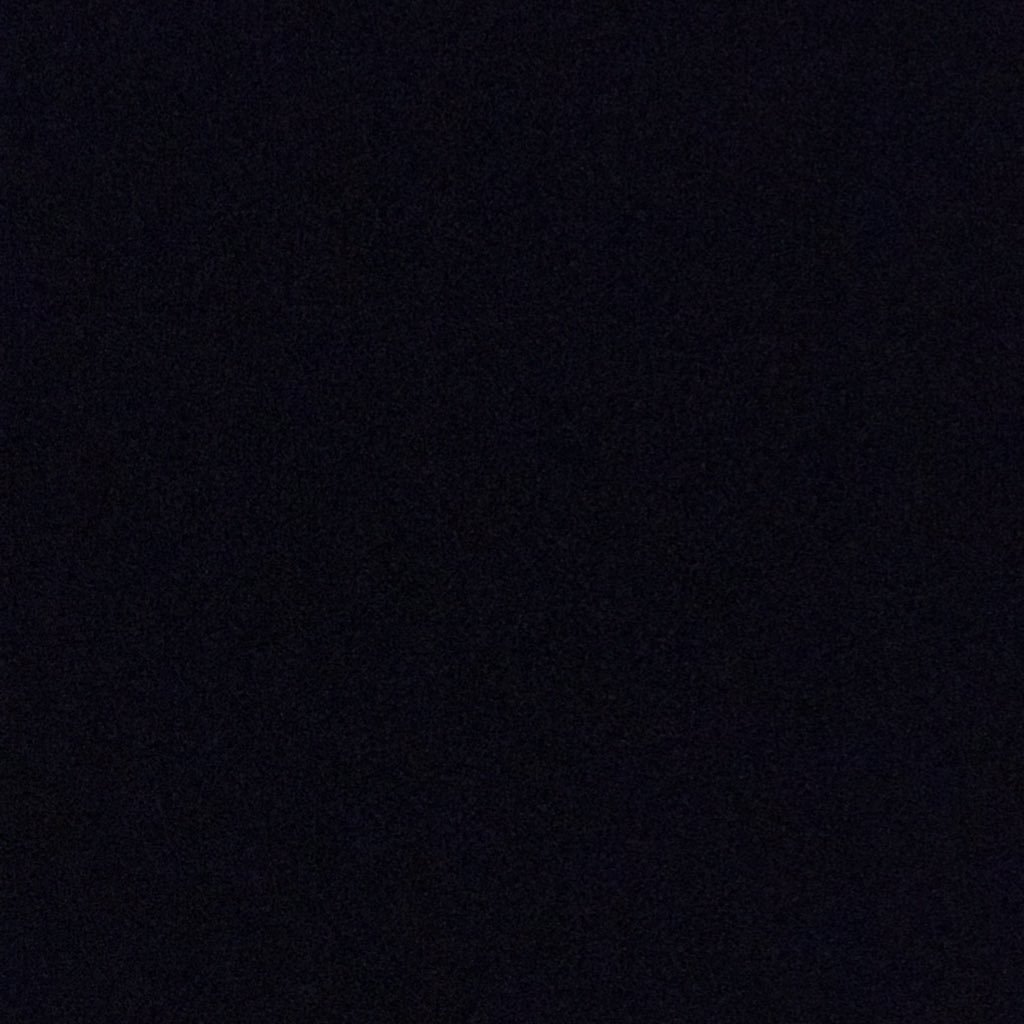 ما أحب أكسر قلب أحد ولا ودي أحد يكسر قلبي ،مهما حكينا و ضحكنا بالأخير حنا بشر ممكن كلمه تفرحنا يوم كامل و كلمه توجعنا عُمْر.