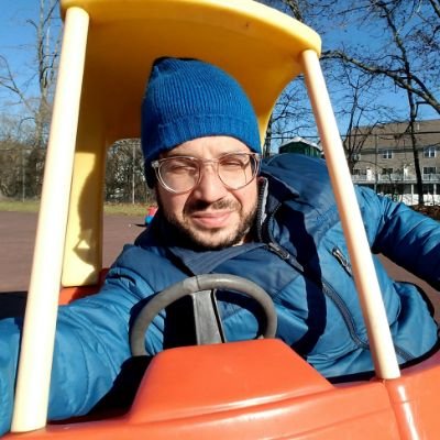 varga's profile picture. I'm into music, tech, hiking, and spicy food.