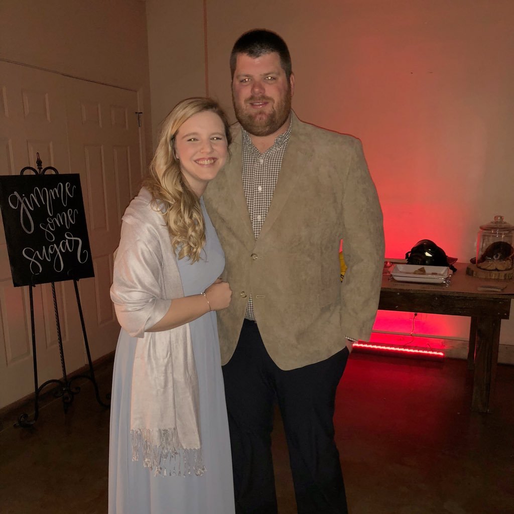 HannahOliver1's profile picture. 