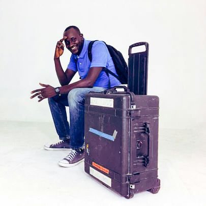 S.Amadou dit Amadou Golden-beker jeune ivoirien vivant en côte d'Ivoire passionné de l'audiovisuel etc...faiseur de vidéo bienvenue sur mon tweeter