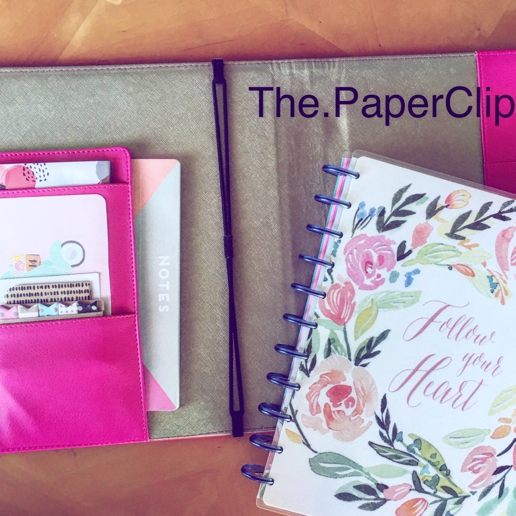 Handmade #paperclips 🖇️ +I'm obsessed w/ #planners 📔 +I love to #decorate 🎉 +I'm trying to stay organize 😌 +FOLLOW ME FOR DAILY #PLANNER INSPIRATION 💐