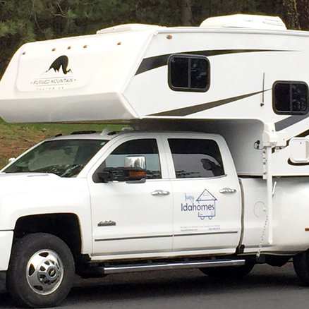 truck campers & toy haulers