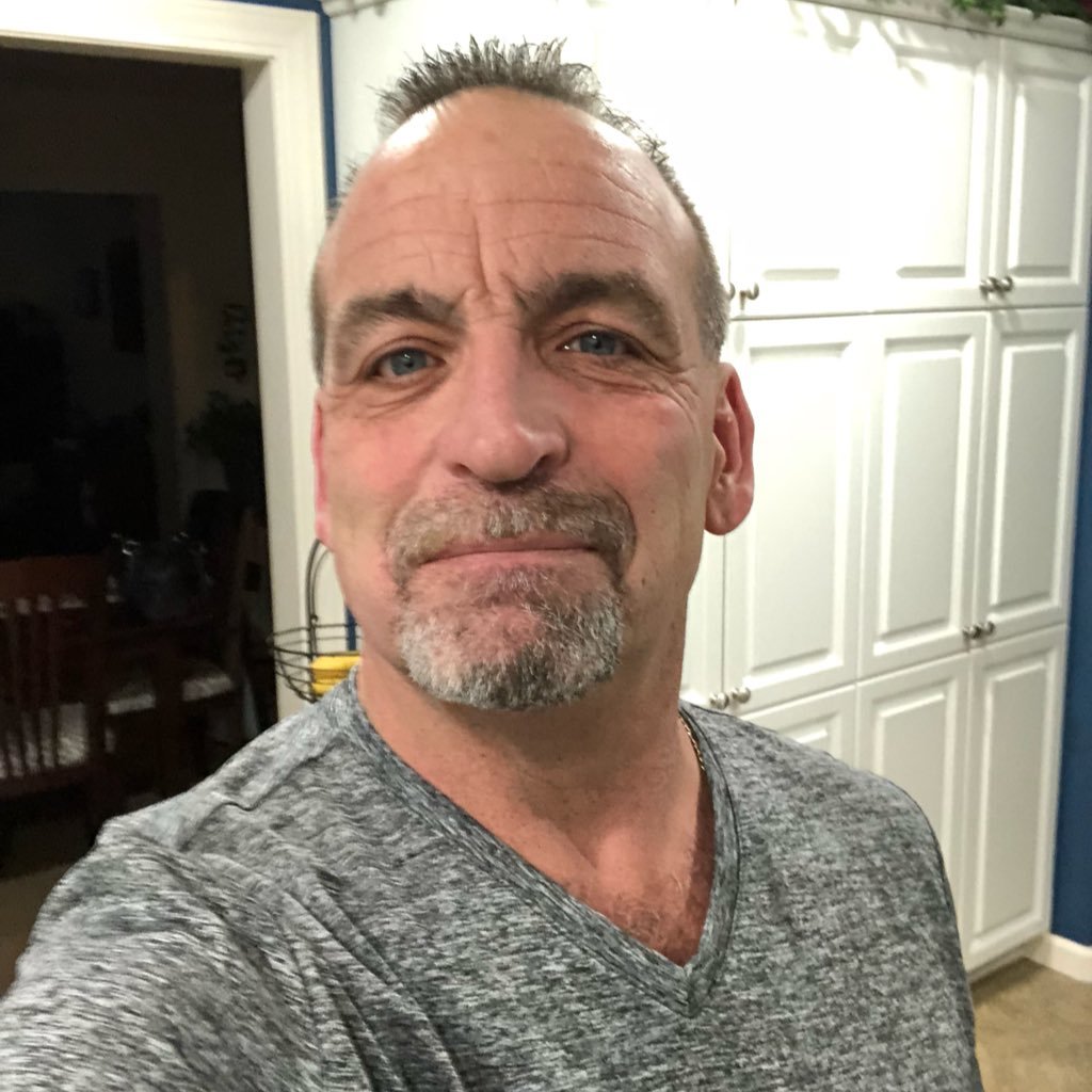 rjprattjr's profile picture. Born in Brooklyn NY. Marine Corps 84-88.