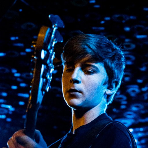 Sullivan_Jersey's profile picture. Multi-instrumentalist (guitar, bass, drums) young rocker. Member of Detoure band, based in LA. Actor: original cast of School of Rock on Broadway (@SoRmusical).