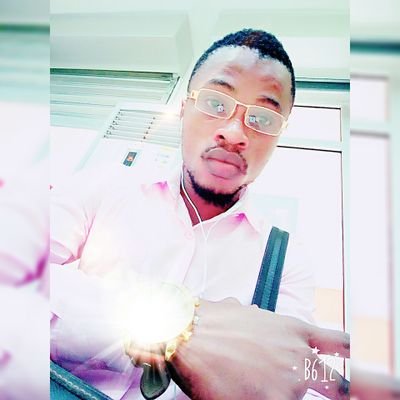 Né le 03/02/1995 en Guinée (kamsar) ,étudiants L1 droit