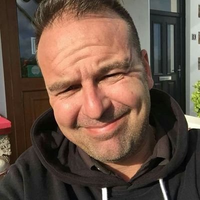 BradPai07285244's profile picture. I love country music