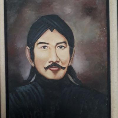 Mengurusi penerbitan buku