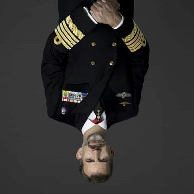 tot_arriba's profile picture. Ja m'han bloquejat un cop.
Dic el que penso peti qui peti.