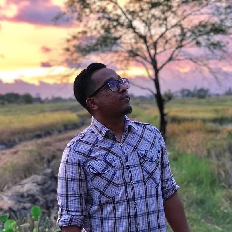 jinjahat46's profile picture. 