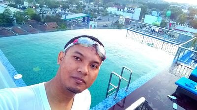 Denihoki2's profile picture. Traveling