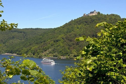 Die Erlebnisregion Edersee ist ein Eldorado für Freizeit- und Urlaubsvergnügen inmitten  Natur- und Nationalpark Kellerwald-Edersee.