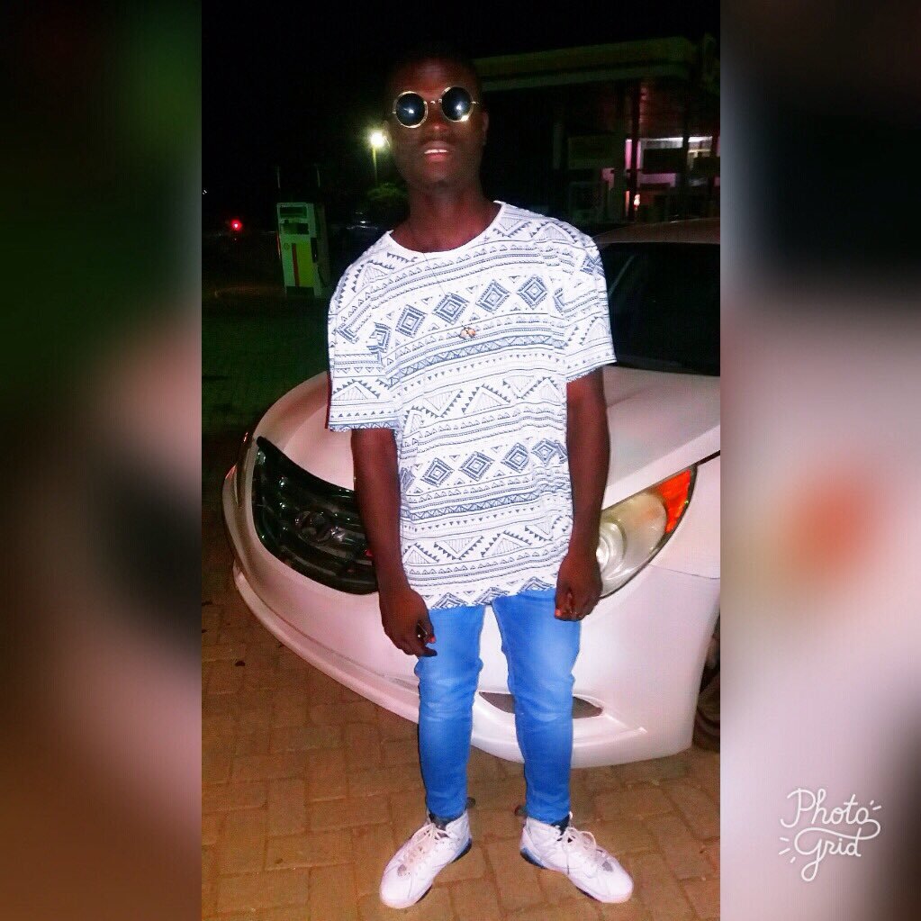 oxygenplax5050's profile picture. don't play with me if u've never played cassette side A&B like Theme in ur P E class