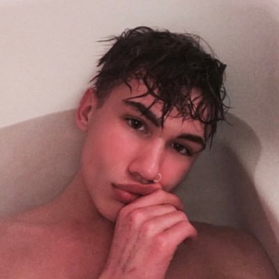 new private who knows ¿