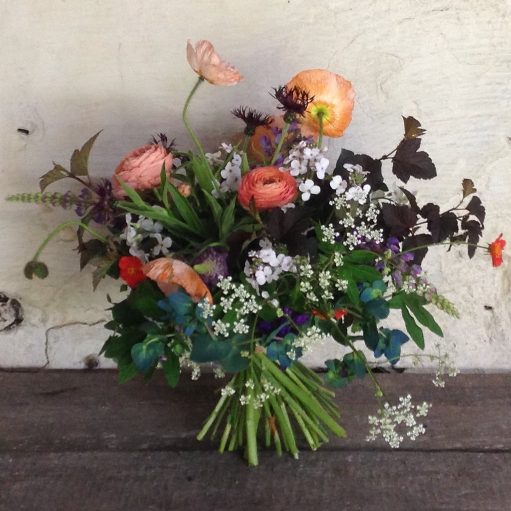 Passionate about real flowers! In our Mayfield cutting gardens we grow beautiful seasonal #scottishflowers for all occasions. #Flowerfarmer #britishflowers