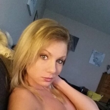 21/F/USA | Snapchat me: natalievaughn97 #Snapchat #Paypig #addme #like4like