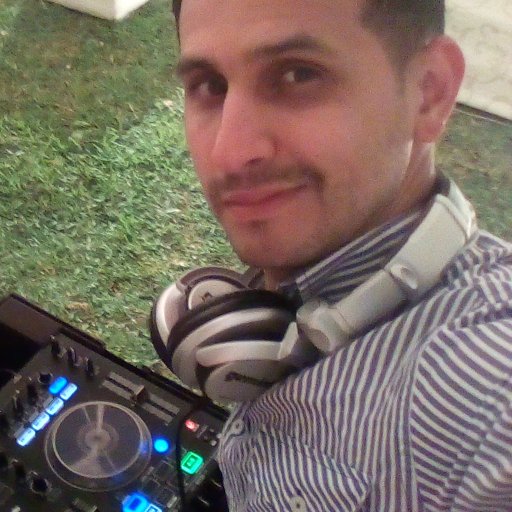 Servicio de Dj, Servicio de Alquiler de Equipo de Sonido, Luces Karaoke para Fiestas. Contacto:
Whatsapp: 947388022