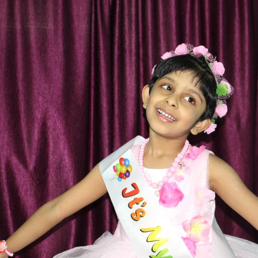 TashuPinki's profile picture. Welcome to My Channel https://t.co/BKMrGbngry