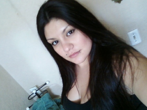 hi :) im amanda. im 22 yrs young & i stay in rialto. im a pretty interesting female. im goofy, crazii, funny, love 2 have a good time.