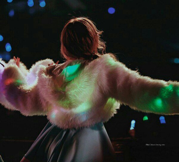 amybates_85's profile picture. Digital Entrepreneur, AI fan. Want to create a brilliant future for our galaxy :) Web Dev and hustler. Love travel, movies and books. Always open for people :)