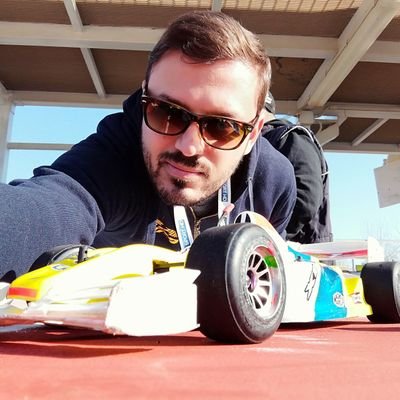 Appassionato di F1 e di tecnica. Amo l'aerodinamica. La F1 è il mio sogno nel cassetto