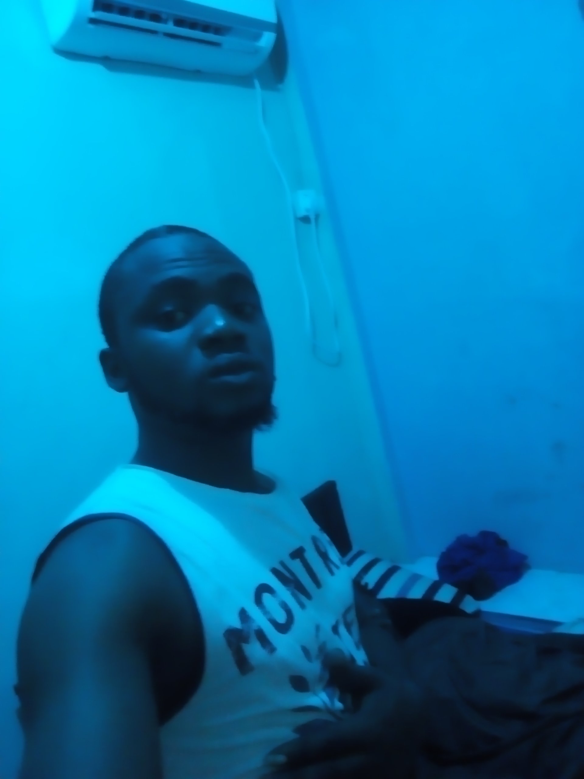 Kolawol02595766's profile picture. Ama guy wif self discipline