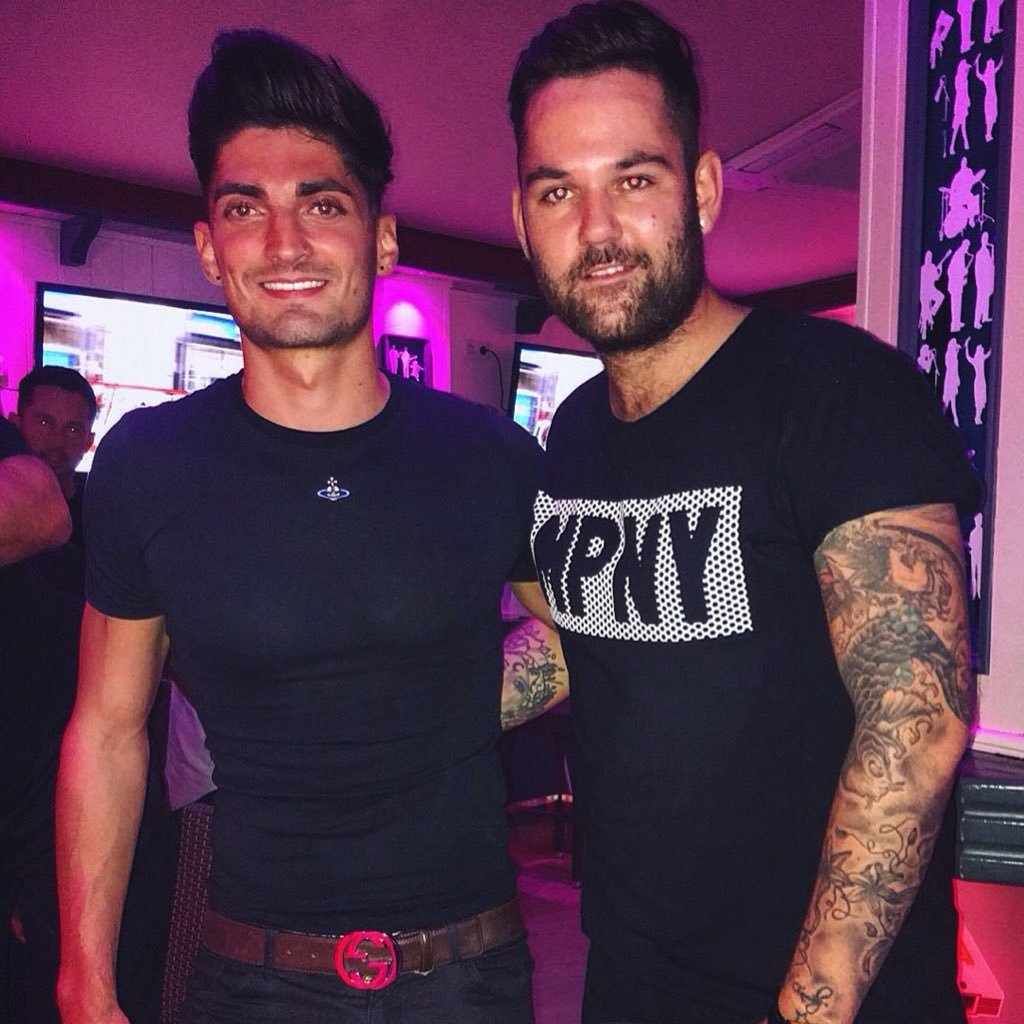 JSt3ad's profile picture. If you're reading this, don't bother.. Instagram: @jst3ad