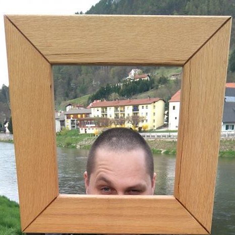 Epidermij's profile picture. Bolje,boljši človek.#DovoljGoloba!
Ej,če je nekaj fuj in fej,tega raje ne glej.
Radikalni feminizem in kulturni marksizem sta rakotvorna.