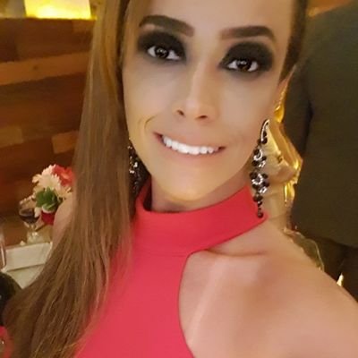 Abençoada por Deus, e bonita por natureza... Mas que beleza!