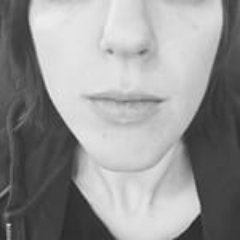 mella's profile picture. What would a bear do?