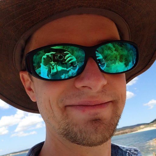 🧠 Post-doc neuroscientist.
👨‍💻 Med. image processing & diffusion MRI.
🌎 Junior Fellow @ISMRM.
👨‍🏫 #SciComm enthusiast.
🇧🇪🇦🇺 Dual citizen.
😺 Cat dad.