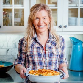 Food Nerd, Culinary Artist and Cookbook Author. Food blogger at HealthySeasonalRecipes. Recipes, Photography and Delicious Content, Cooked to Order.