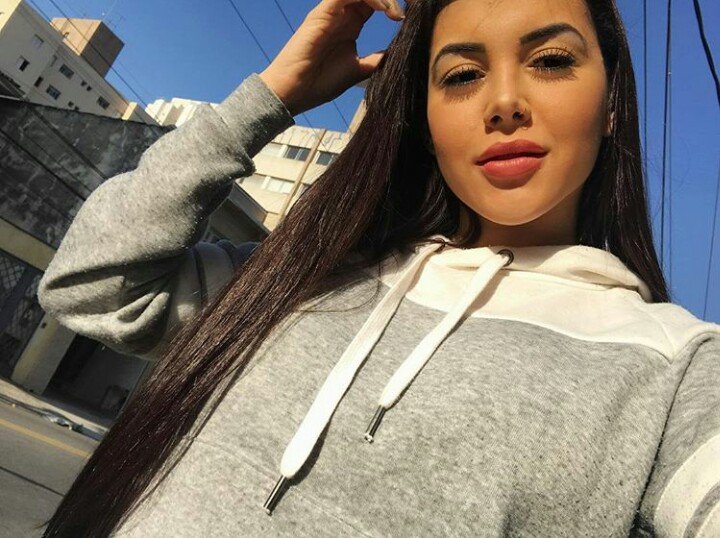Am frenben by name am a single woman seeking for a long an serious relationship that will lead to a marriage ..if you interested hangout me frenben51 at gmail